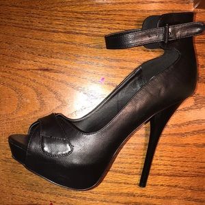 Worn once ..The heel is 5 1/2 inches cute on